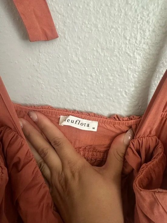 Neuflora Valentina Dress - Picture 2 of 3